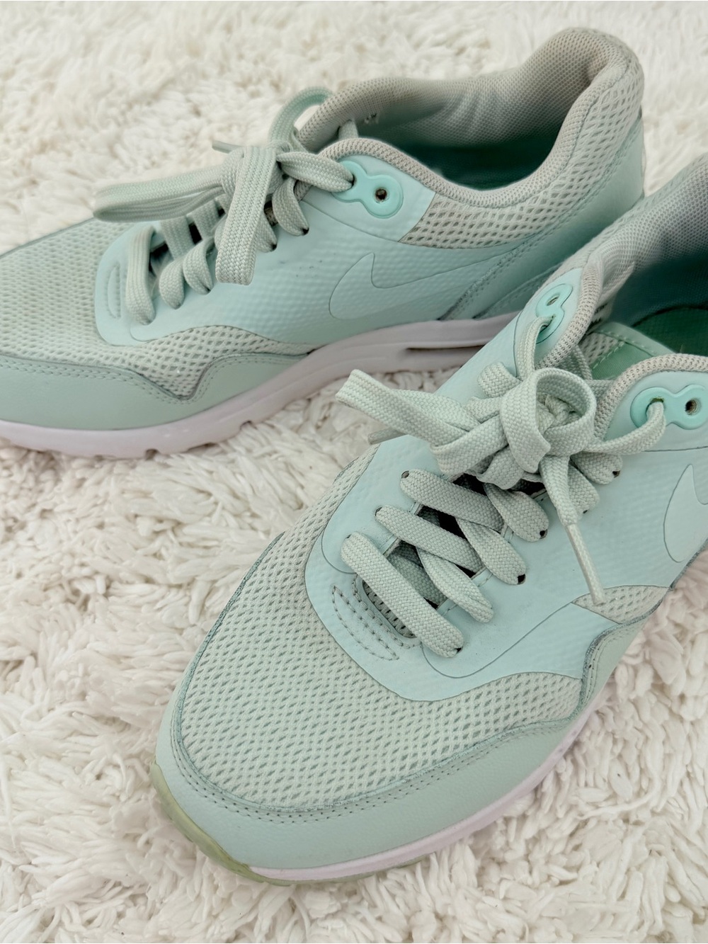 Nike Air Max 1 Ultra Essentials shoes in mint green (women’s size 6)